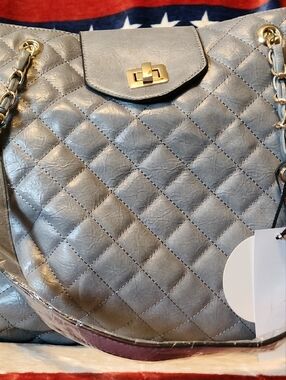 Quilted Chain-Handle Women's Weekender Bag in Gray